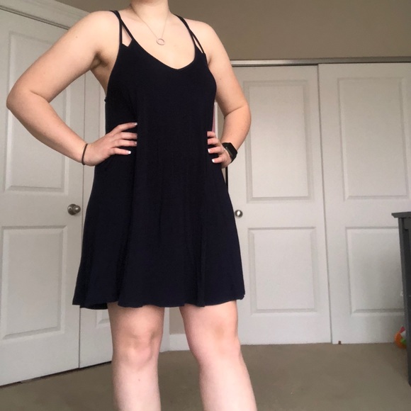 Strapped knee length dress! - Picture 2 of 5